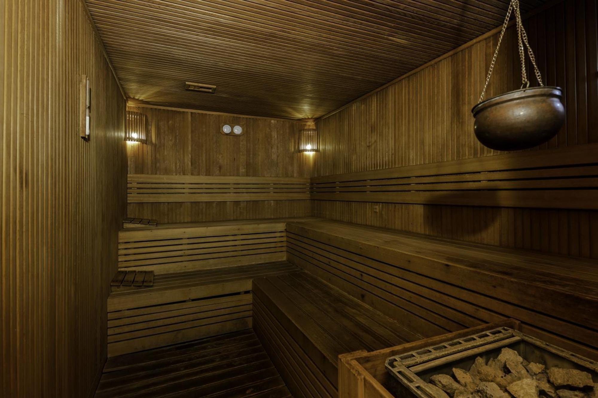 Levni Hotel & Spa - Special Category Istanbul Luaran gambar A Finnish sauna